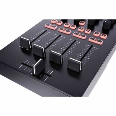 CMD MM-1 Profesyonel 4 Kanallı Dj Mikser - 2